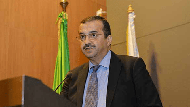 لا تجميد لمشاريع الطاقة بالجزائر