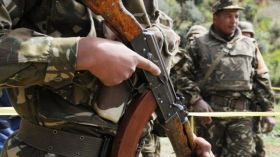 Tamanrasset: Deux  terroristes se rendent aux autorités militaires