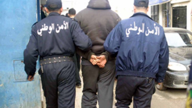 توقيف  6  ” جواسيس ”  كانوا  يزودون  ” درودكال ”  بتحركات  رجال  الأمن  بالعاصمة