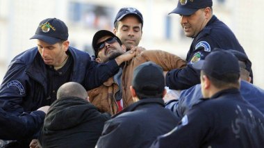 Alger : 25 chômeurs arrêtés au cours d'un rassemblement