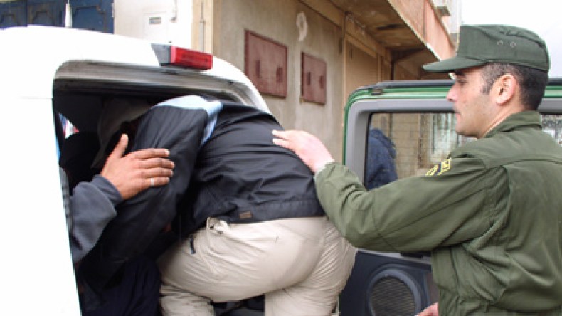 مشعوذ يؤسس مستشفى خاصا لعلاج جميع الأمراض في الشلف