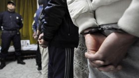حبس 5 متهمين و4 تحت الرقابة في قضية إرهاب