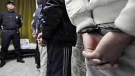 تفكيك عصابة لتزوير تأشيرات “شنغن” بسكيكدة