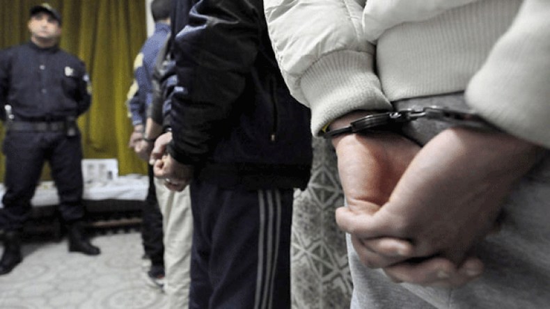 تفكيك عصابة لتزوير تأشيرات “شنغن” بسكيكدة