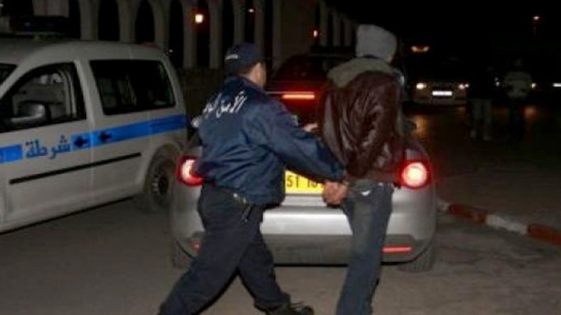 القبض على مبحوث عنه تهرب من دفع 50 مليارا من الضرائب بالشلف