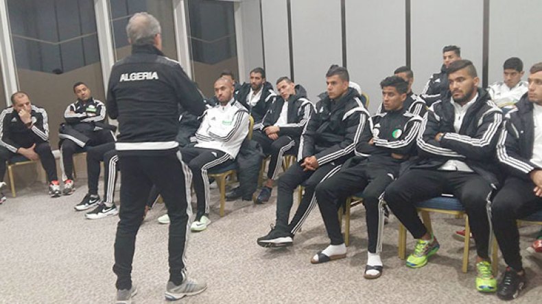 شورمان مهدد بالإقالة بسبب النتائج الكارثية في تربص كوريا الجنوبية
