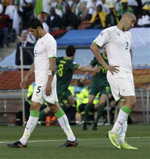 Algerian players: ” Pitch and Coach's tactical scheme behind our setback vs Slovenia”