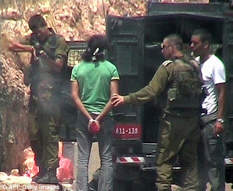 Manifestation de milliers de bédouins d'Israël contre leur relocalisation