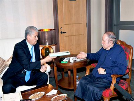 Le Président Bouteflika reçoit le Premier ministre, Abdelmalek Sellal
