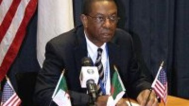 Washington Considers Supplying Arms to Algeria, Hails Reforms There, Official