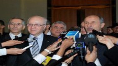 M. Medelci achève sa visite à Tripoli : signature d’un procès-verbal
