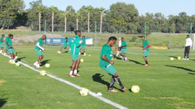 “الشروق” تخترق مقر إقامة منتخب “الخيول” وتحدث طوارئ وسط البوركينابيين