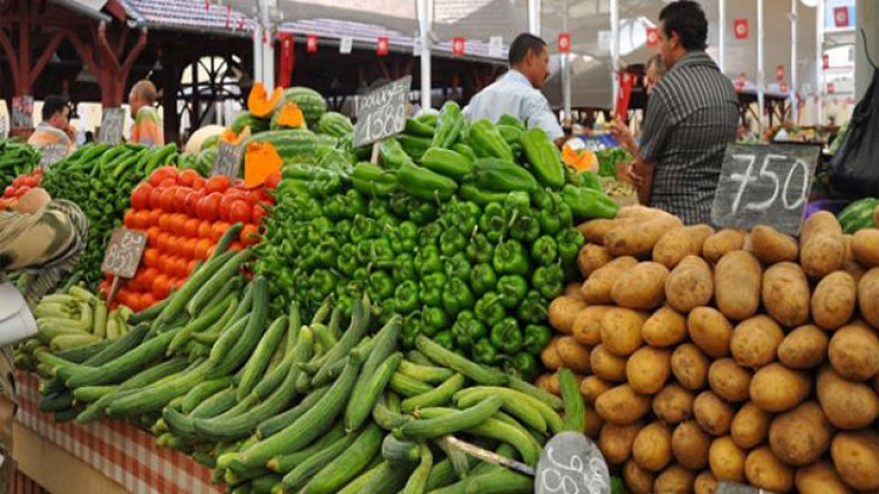 التجار يستفردون بالمواطنين في إيليزي