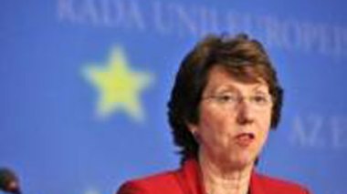 Ashton inaugure à Benghazi une représentation de l'UE