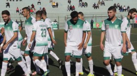 الفريق يواصل سقوطه الحر والمدرب يدق ناقوس الخطر