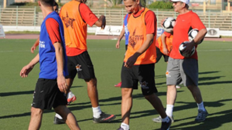 أولمبي‭ ‬الشلف‭ ‬لن‭ ‬يسرح‭ ‬عبد‭ ‬السلام‭ ‬بالمجان