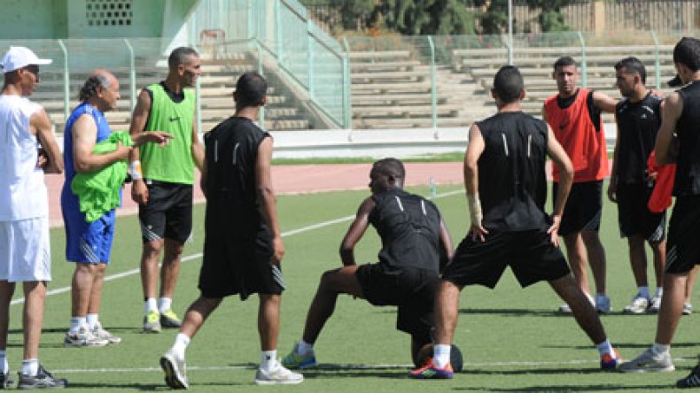 أولمبي الشلف في تربص مغلق بالسميتال