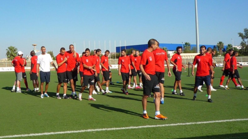 أولمبي الشلف يحضر في ظروف صعبة لقاء أسفا إينغا