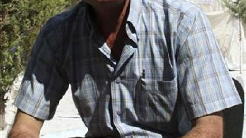 الجيش السوري الحر يوقف الهجمات