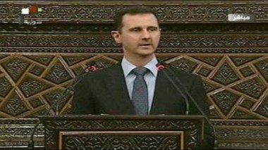 Assad veut en finir avec la révolte, accuse de nouveau l'étranger