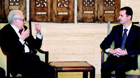الإبراهيمي: نصحت الأسد بدور “صانع الملك” لكنه لم يفكر يوماً بالتنحي