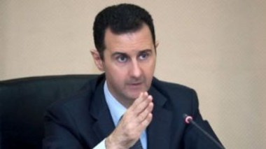 Intervention en Syrie: Obama et Hollande temporisent, le régime syrien bombe le torse
