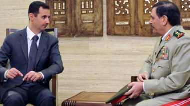 Syrie: premières images d'Assad après l'attentat contre trois responsables