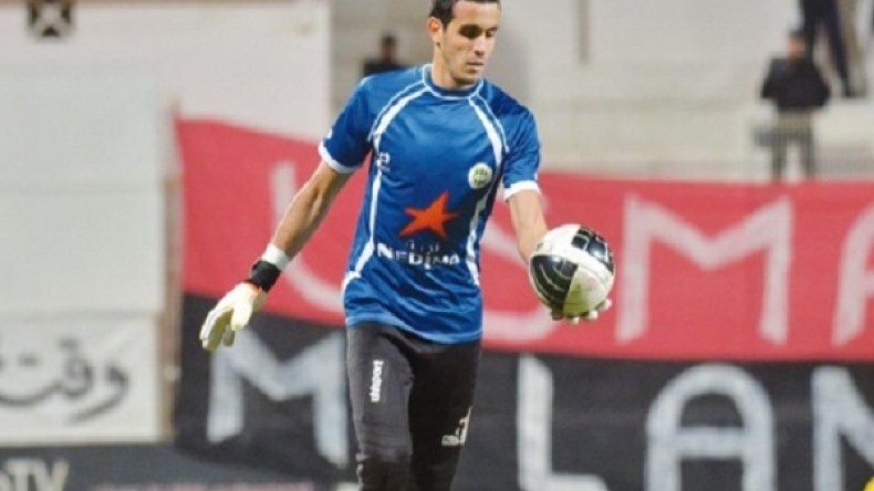 عسلة مهدد بالإيقاف 10 مقابلات