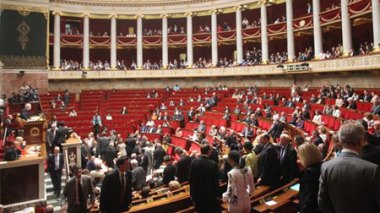 Appel de 75 députés socialistes pour le vote des étrangers