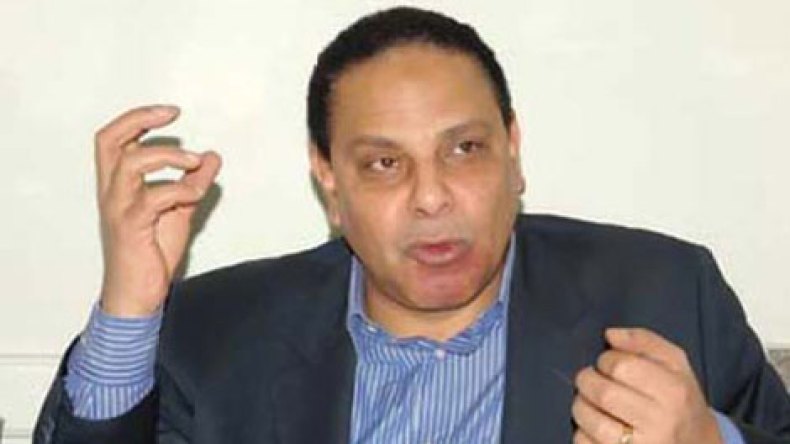 “الإخوان ليسوا ثوريين وعلى مرسي تفادي أخطاء مبارك”