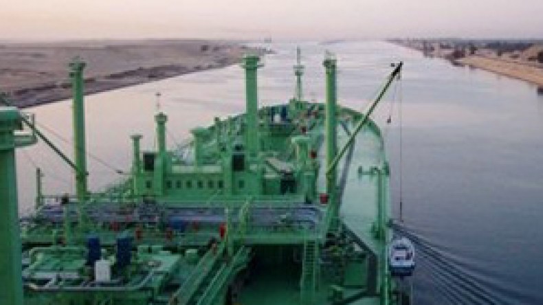 الإمارات تحتجز سفينة أسلحة كورية الشمالية لإيران