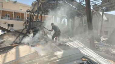 Syrie: 23 morts, dont sept dans une attaque contre une TV officielle