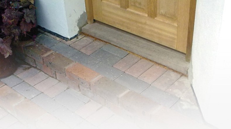 عبرة للنساء والرجال  ..غير عتبـــــــــــــة بابك