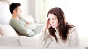 الغيرة المفرطة بين الأزواج.. ضد آية:”هن لباس لكم وأنتم لباس لهن”