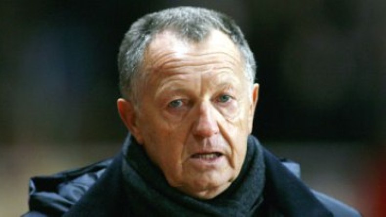 خليلوزيتش لا يرد على المكالمات الهاتفية لرئيس نادي ليون!