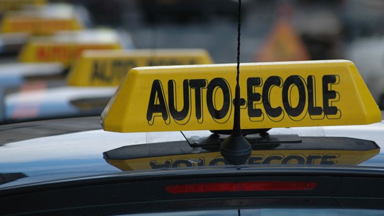 اتحادية مدارس السياقة تطالب ببرمجة الامتحانات