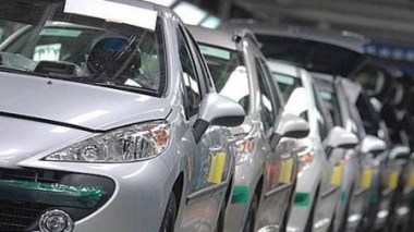 Hausse de 40% des importations de véhicules en Algérie les 9 premiers mois 2012
