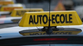 مدارس تعليم السياقة ترفض توحيد تسعيرة الرخص