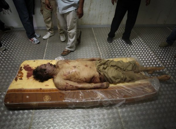 Libye: le corps de Kadhafi  autopsié