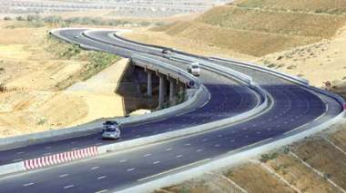 Chiali: “Algerian companies will be punished due to bad performance in the East-West Highway”