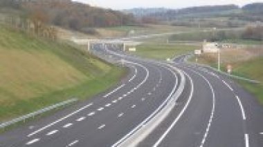 Autoroute Est-Ouest : un mégaprojet aux dimensions maghrébines et africaines, quasi parachevé en 2011