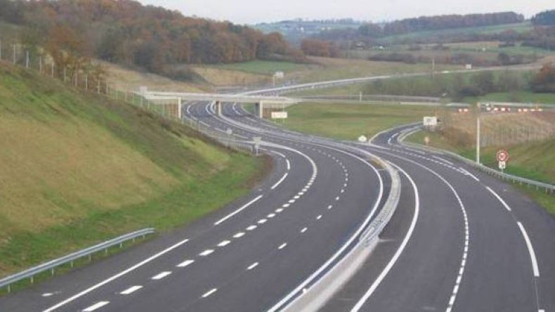 24 طريقا سريعا في آفاق 2025