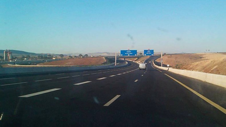 100 عائلة تواجه الجوع بسبب الوكالة الوطنية للطرق السّريعة بالمدية