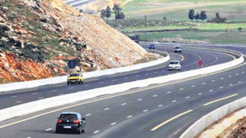 سلال بجيجل لإطلاق الطريق السيار جنجن – سطيف وتحريك التنمية