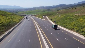 تأخر عملية تهيئة شطر الطريق السيار بالأخضرية يتحول إلى كابوس