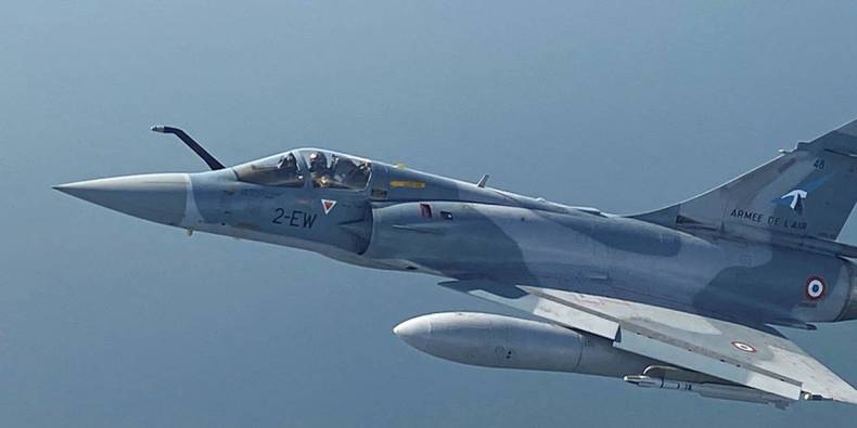 La Russie intercepte trois avions français au-dessus de la mer Noire