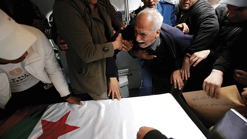 قصص شهداء الطائرة تُبكي الجزائريين!