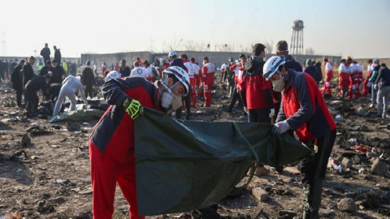 فرنسا تعرض المساعدة في التحقيق بشأن سقوط الطائرة الأوكرانية