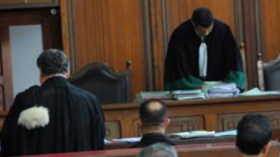 محامون يحوِّلون الجلسات إلى خطب سياسية ودينية