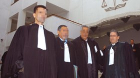 مسابقة‭ ‬إجبارية‭ ‬لطلبة‭ ‬الحقوق‭ ‬للالتحاق‭ ‬بالمحاماة‭ ‬و‮”‬حصانة‮”‬‭ ‬القاضي‭ ‬للمحامي